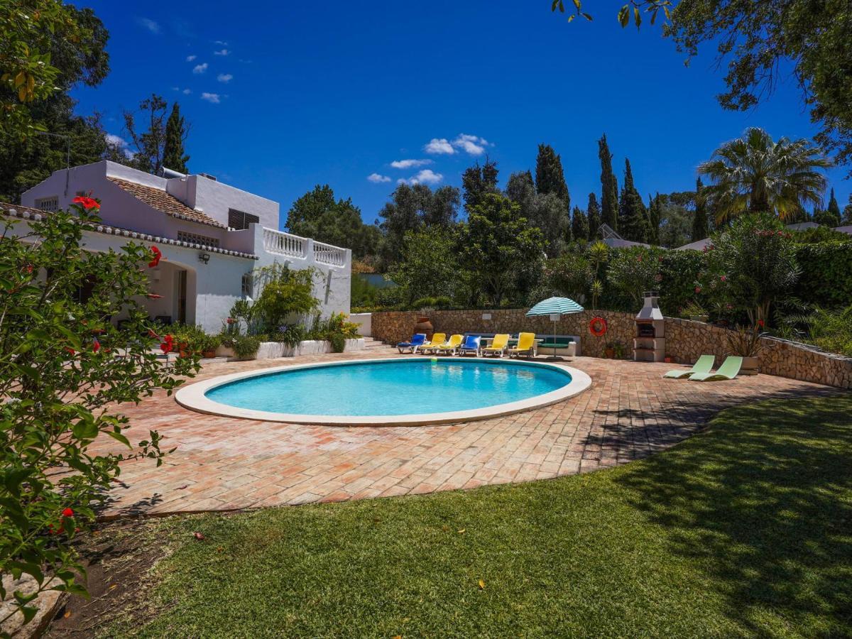 Roofed Villa In Albufeira With Private Swimming Pool Olhos de Agua  Rom bilde