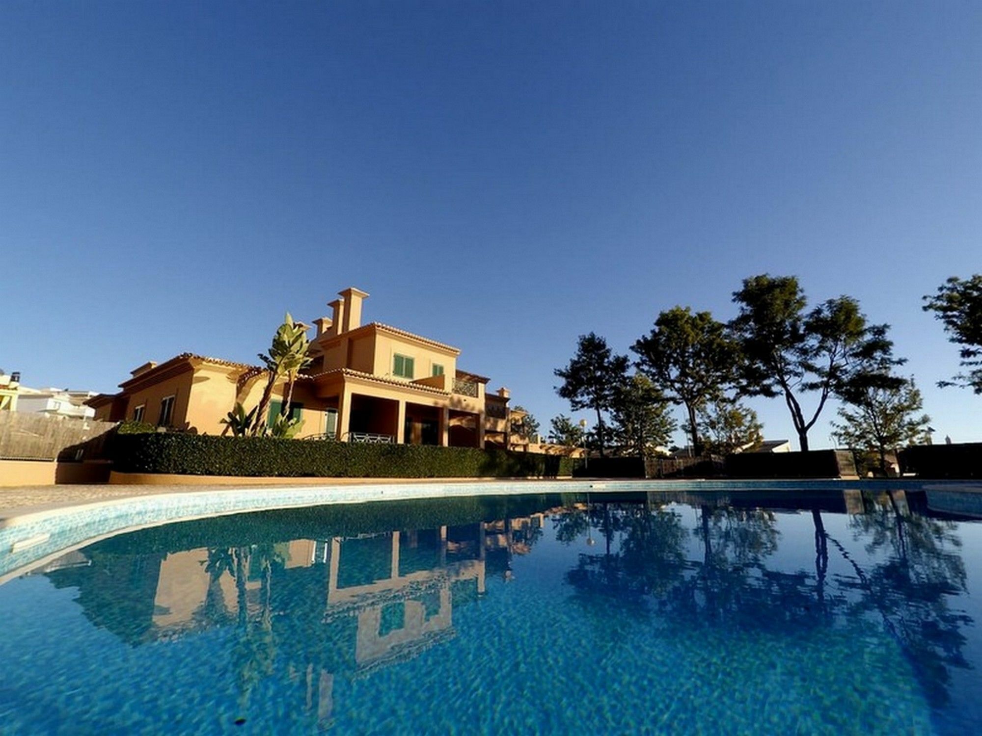 Roofed Villa In Albufeira With Private Swimming Pool Olhos de Agua  Eksteriør bilde